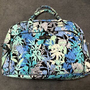 Vera Bradley Medium Duffle Bag Camo Floral